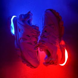Faixa de luxo LED 3 3.0 Sapatos de grife de grife LED RATES LED SAPATOS CASUAL Plataforma Sneakers Sneakers Men Women Treiners Mens Lace Up Up UnisEx Sports Shoes Tamanho 35-45