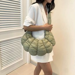 Shoulder Bags Trendy Croissant Quilted Crossbody Women Hobos Handbags And Purses 2024 Nylon Padded Pleated Messenger Bag
