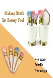 Manufacturer Direct Les Merveilleuses Laduree 4Pcs Brush Set Mirror Brush Holder Makeup Quality1077729