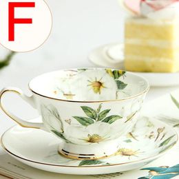 Cups Saucers Coffee Cup Set Afternoon Tea Ceramic British Red Saucer Home Exquisite Bone China Retro