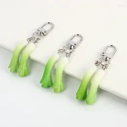 Keychains Simulated Scallion Keychain Creative Food Vegetable Pography Model Student Mobile Phone Bag Car Pendant Ornament Gift Trinket
