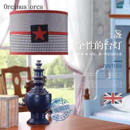 Table Lamps British Creative Blue Resin Desk Lamp Boy Bedroom Children's Room European Retro LED Decorative