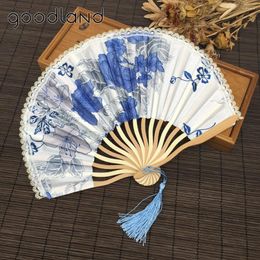 Decorative Figurines Wholesale 50pcs/lot Lace Edge Cherry Blossom Design Fabric Folding Fan Wedding Invitation Favours