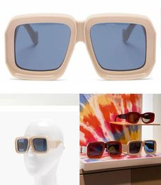 Sunglasses for Men and Women black 40064 classic plate square eye protection design glasses UV Barcelona style Designer Sunglasses1260089