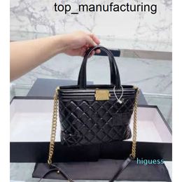 Totes Bag Girl 2024ss New Black Tote Bag One Shoulder lady Designer Bag Totes Luxury Brand Fashion brand chain Female shoulder Hand bags