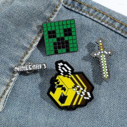 Brooches Creative Squares Geometric Swords Letters Enamel Brooch Green Stitching Alloy Pins Punk Badge Personality Woman Jewellery Gift