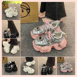 European Station Dad Shoes Women Show Feet Small New Casual Sports Sneakers Shoes pink black white Casual cute breathable 2024 Sports Sandals classic