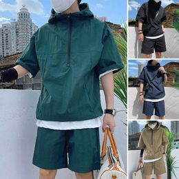Men's Tracksuits Mens hooded top and shorts set mens T-shirt wide leg solid color loose zippered necklace Q2405010