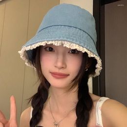 Berets Retro Lace Edge Denim Basin Caps Women Show Face Small Spring And Summer Travel Versatile Korean Fashion Sunscreen Bucket Hat