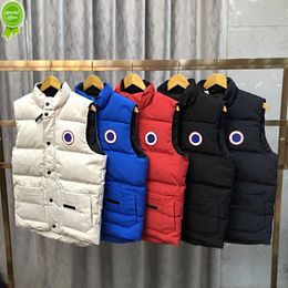 Designer Man Vests Fashion Short Corset Jackets Outdoor Warm Vest Woman Coat Stand Collar Style Thick Outfit Windbreaker Pocket AOD2