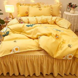 Bedding Sets BBSET Duvet Cover Set Korean Princess Style Small Fresh Bed Skirt Thick King Size 4PCS Ensemble De Literie