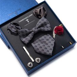 Neck Tie Set 8 cm Top grade Luxurious Birthday Present Tie Hanky Pocket Squares Cufflink Set Necktie Box Men Accessories For Festive Gift