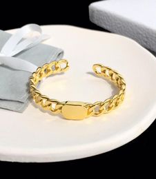 Classic Design Fashion Gold Cuff Bangle For Women 18k Golden Plated Love Knotted Bracelet Woman Nice Promise Marriage Engagement C1383674