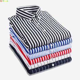 Men's Casual Shirts Classic striped shirt mens single breasted long sleeved shirt autumn new mens top red blue black slim fit version mens ChemiseL2405