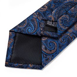 Neck Tie Set Mens Necktie Blue Gold Paisley Silk Wedding Tie For Men Handkerchief Cufflinks Set Business Party New Designer MJ-7108