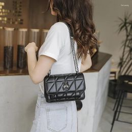 Shoulder Bags Lingge Chain Female Bag High-quality Fashion All-match Messenger Small Can Be One-shoulder Diagonal Portable