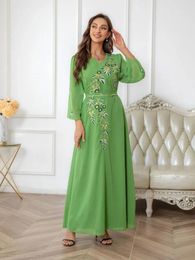Ethnic Clothing Eid Embroidery Dress For Muslim Women Ramadan Party Abaya V Neck Morocco Kaftan Vestidos Largos Dubai Turkey Robe Jalabiya