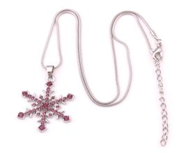 X7 Silver Tone Crystal Snow Pendant Necklace 18quot Snowflake Winter Christmas Holiday Jewellery Drop 4230953