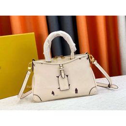 Luxurys tote bag 3A New Designer High Quality Womens Crossbody Bag Leather Clutch Fashion Classic tote bag purse