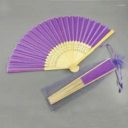 Decorative Figurines 1pc Personalized Engraved Silk Hand Fan Wedding Fold Vintage Fans Customized Favor 2024