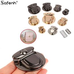 1PCS Metal Locks Bag Clasp DIY Catch Buckles For Handbags Purse Clres Snap Clasps Craft Hardware Case Accessories 240429