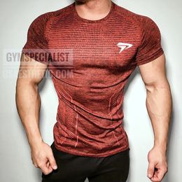 TShirt Mens Short Sleeves T Shirt Men Gyms Bodybuilding Skin Tight Thermal Compression Shirts Workout Top 240510