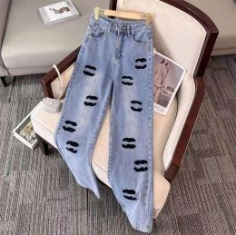 Tasarımcı Pantolon Kadın Kot CC İşlemeli Denim Pantolon Lüks İnce Fit Kot Moda Günlük Düz Bacak Jean Pantolon