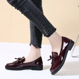 Casual Shoes Fashion Shallow Mouth Breathable Patent Leather High Heels Elegant Square Toe Low Simple Women's NO:2122