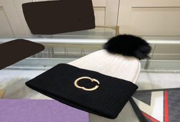 Womens Caps Knitted Cap Designer Hat Women Hats Winter Fox Ball Detachable Fashion Cashmere Brand Luxury Weote3789156