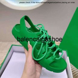 bottegaa shoes Designer Woman Lace-up Flat Sandals Seagrass Flamingo Grass Rubber sole Shoe Womens Designers Colorful Slippers Fashion Slides