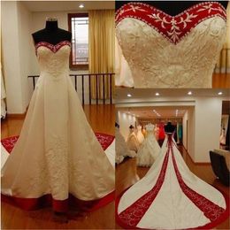 Red and White Stain Embroidery Wedding Dresses Vintage Sweetheart Lace-up Corset Lace Beaded Bride Wedding Gown vestidos Plus Size 301f