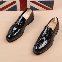 Casual Shoes Mens Luxury Fashion Party Nightclub Dress Patent Leather Brogue Slip-on Driving Shoe Black Tassels Platform Summer Loafers
