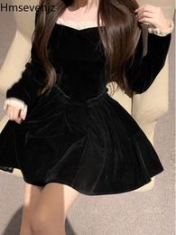 Casual Dresses Fashion French Retro Lace Patchwork Velvet Dress Autumn And Winter Waist Up A-line Mid Length Long Sleeve Skirt