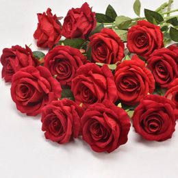 Decorative Flowers 5pcs Artificial Touch Flower Bouquets Red Fake Roses Wedding Family Dining Table Decorations Christmas And Valentine's