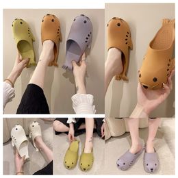Top Luxury Designer Creative and Funny Women in Summer Cute Cartoon Baotou Slippers Couples Wearing Beach Sandals indoors and outdoors