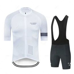 Fans Tops Tees 2024 New Professional Team Bicycle Jersey Set for Mens Pns Summer Cycling Mountain Uniform Ropa Ciclismo Maillot Hombre Clothing Set Q240511