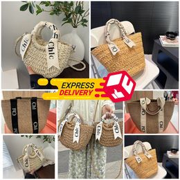 Straw the tote Beach Bags Raffias Woody basket Designer bag Luxury handbag Crochet weave Shop Shoulder bucket clutch cross body Knitting bowknot sea fashion casual