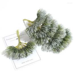 Decorative Flowers 1 Bunch/6PCS Artificial Green Pine Needles Christmas For Wedding Decoration DIY Greeting Cards Scrapbooking Wreath