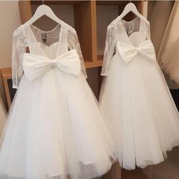Most Cute Flower girl dresses For Wedding White Tulle Lace Appliques Jewel Neck Illusion Long Sleeve Bow Back Lovely Kids Dress 3002