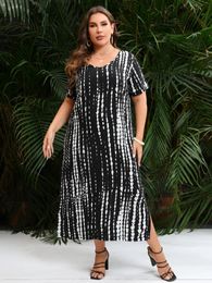 Plus Size Dress for Woman 2023 Summer V Neck Short Sleeve White Black Striped Print Casual Loose Oversized Maxi Long 240425