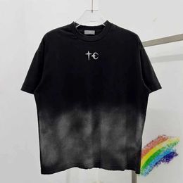 Men's T-Shirts Washed THUG CLUB broidered T Shirt Men Women Tie Dye Gradient Colour Top Strtwear Oversize T-Shirt H240508