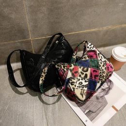 Shoulder Bags Simply Crossbody Canvas Soft Underarm Messenger Bag Lady Chain Travel Small Handbags For Women 2024