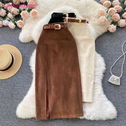 Skirts 2024 Vintage Split Half Skirt Style High Waist Slimming Inner Belt Versatile Corduroy Wrapped Hip