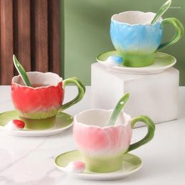 Mugs European Tulip Coffee Cup Saucer Spoon Ceramic Flower Mug Delicate Afternoon Camellia Tea Breakfast Birthday Gift