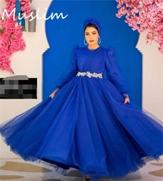 Party Dresses Modest Royal Blue Muslim Evening Dress With Beaded O Neck Long Sleeve A Line Arabic Dubai Prom Elegant Formal Wear