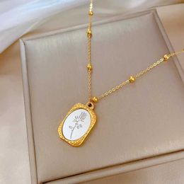 Pendant Necklaces Fashion Retro Mirror Embossed Rose Necklace Mirror Flower Water Moon Heart Only Rose Pendant Lifetime Love Couple Wedding Gift