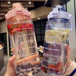 Water Bottles 2000ml Large Capacity Plastic Straw Cup Sports Bottle High Value Outdoor Camping Drinking Tools