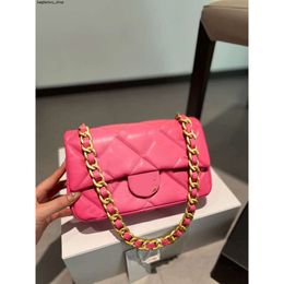 Luxury Handbag Designer Shoulder Bag Crossbody Purse Classic Flap Fashion Chain Fashionable Versatile Womens BagXZNX