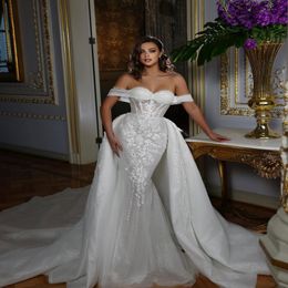 Wunderschönes Spitzen -Hochzeitskleid mit abnehmbarem Zug vom Schulter Pailletten Mermaid Saudi Arabien Brautkleider Roben de Mariee 275c