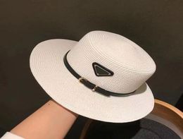 Luxury brand flat top straw hat spring summer autumn and winter four seasons Big Brim Sun Visor British Fashion Top Hat tide bra6790324